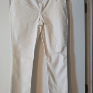 White ankle jeans